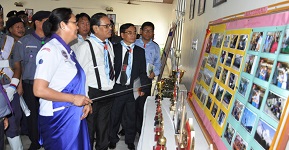 The Governor of Arunachal Pradesh Shri JP Rajkhowa with  the Bharat Scouts and Guides Movement in the State in the 17th Rajya Puraskar Ceremony at Banquet Hall, Itanagar on 15th June 2016.